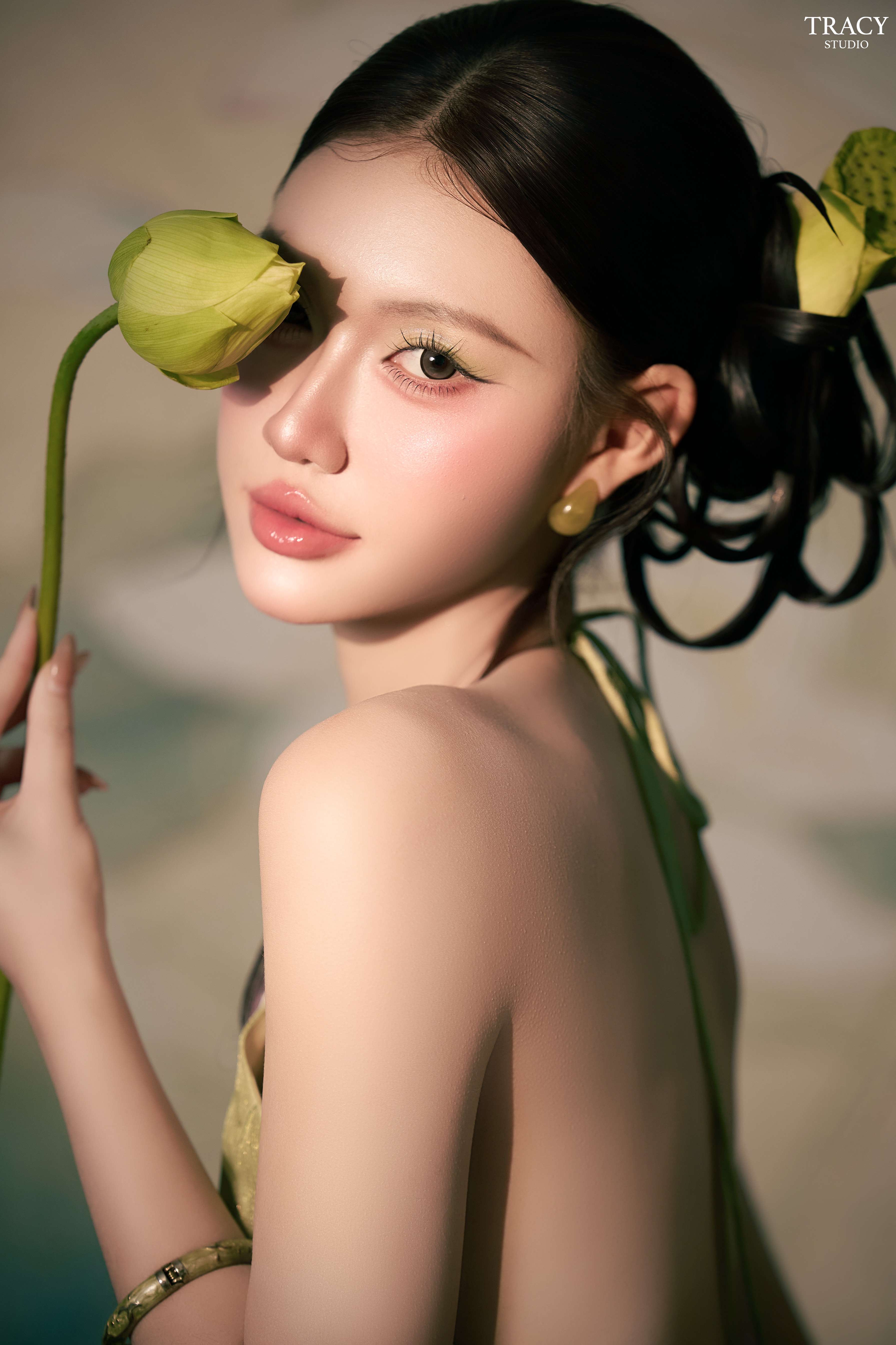 frontend/img/gallery/concept-sen/tracy-studio-chup-sen (4).jpg